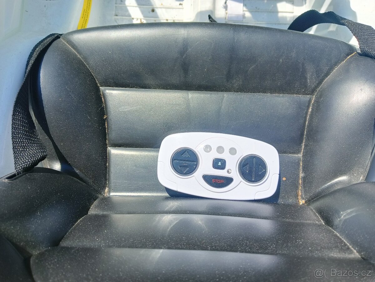 Elektrické auto
