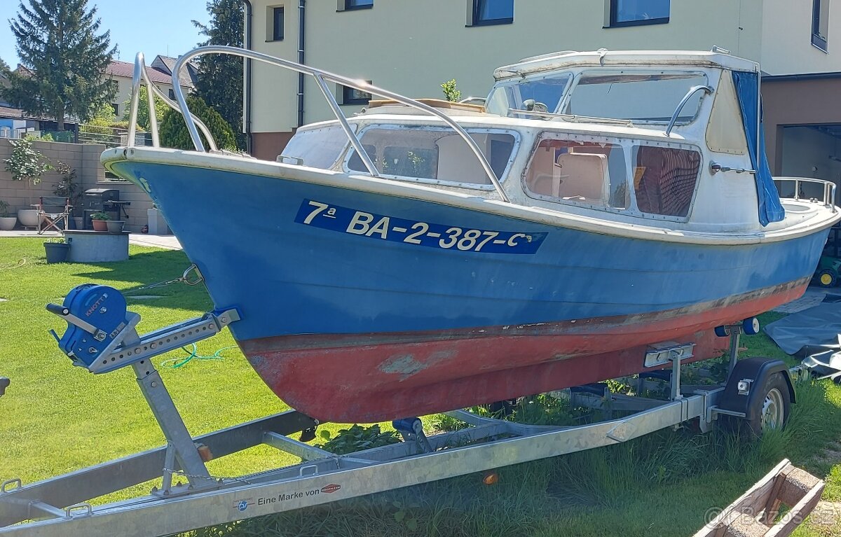 Kajutová loď Myra 21 + přívěs 1,8t