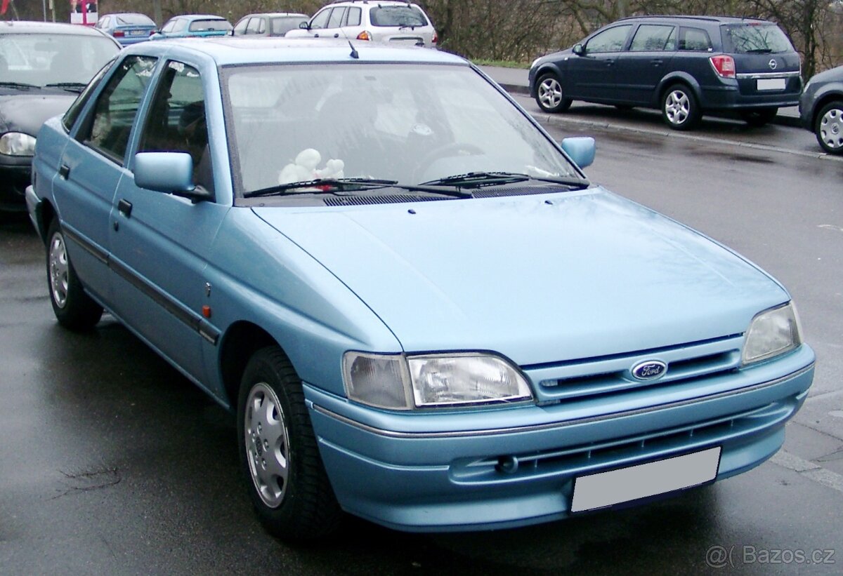 Čelní sklo na Ford Escort IV. r.v. 90-98