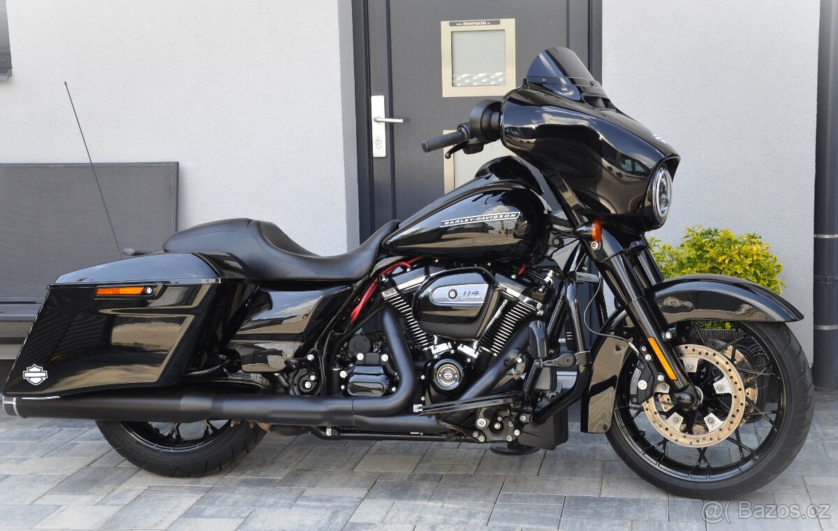 Harley Davidson Street Glide Special 114 1.majitel
