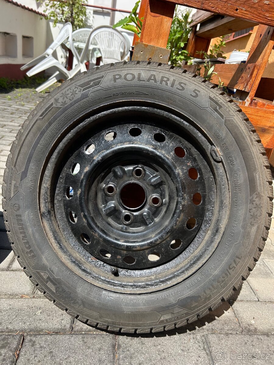 Pneumatiky zimní Barum Polaris 5 + kola