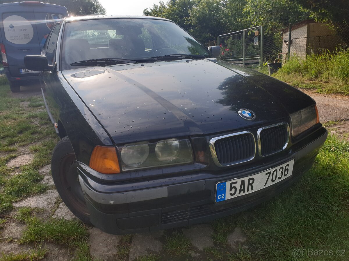 BMW e36 benzín 1.6 compakt