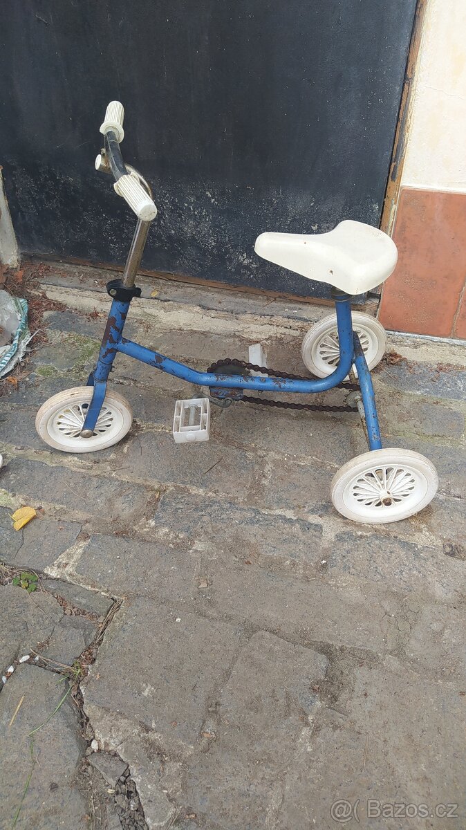 Retro tříkolka