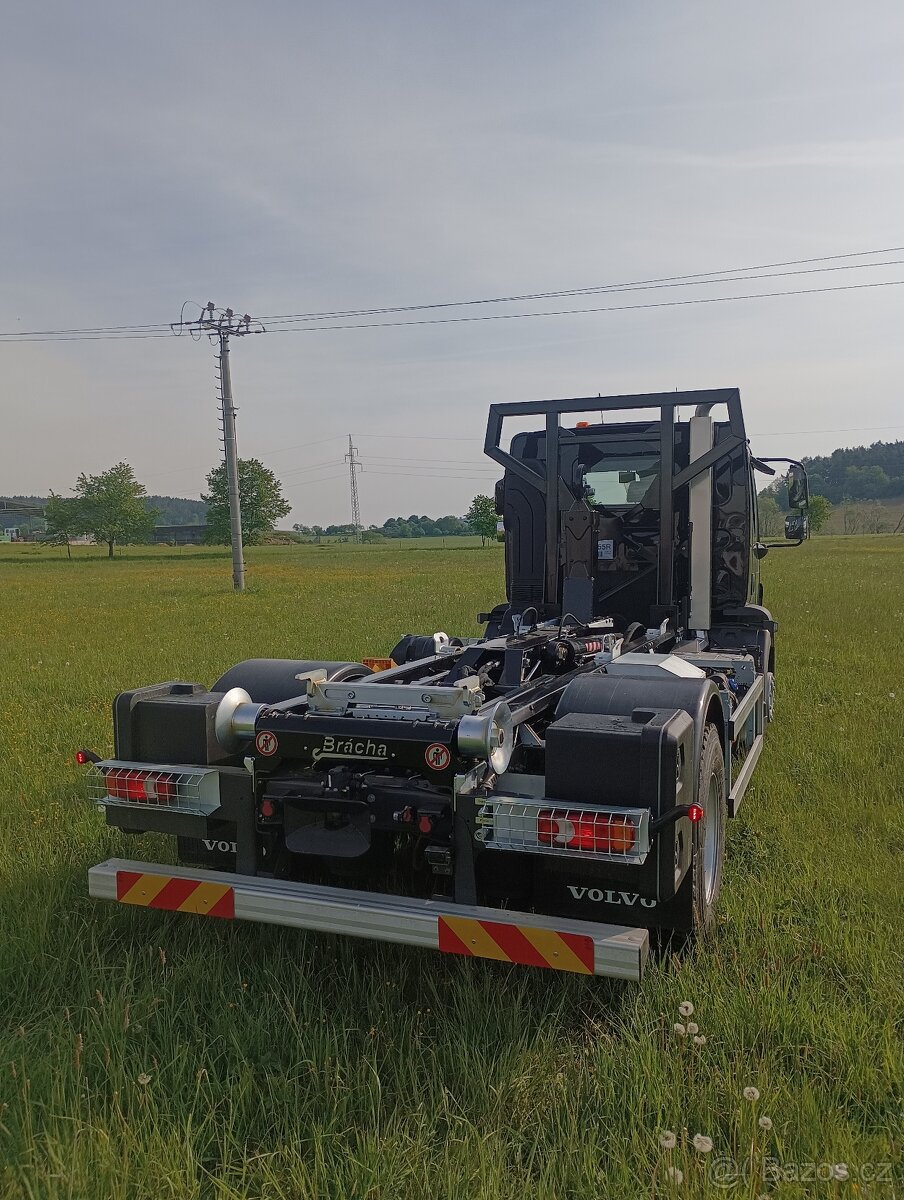 Přestavba nákladních vozidel na traktor