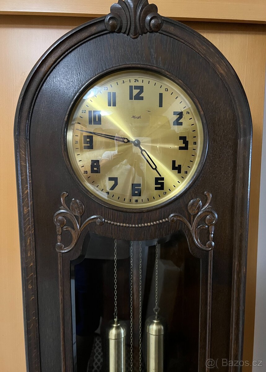 Hodiny Kienzle.