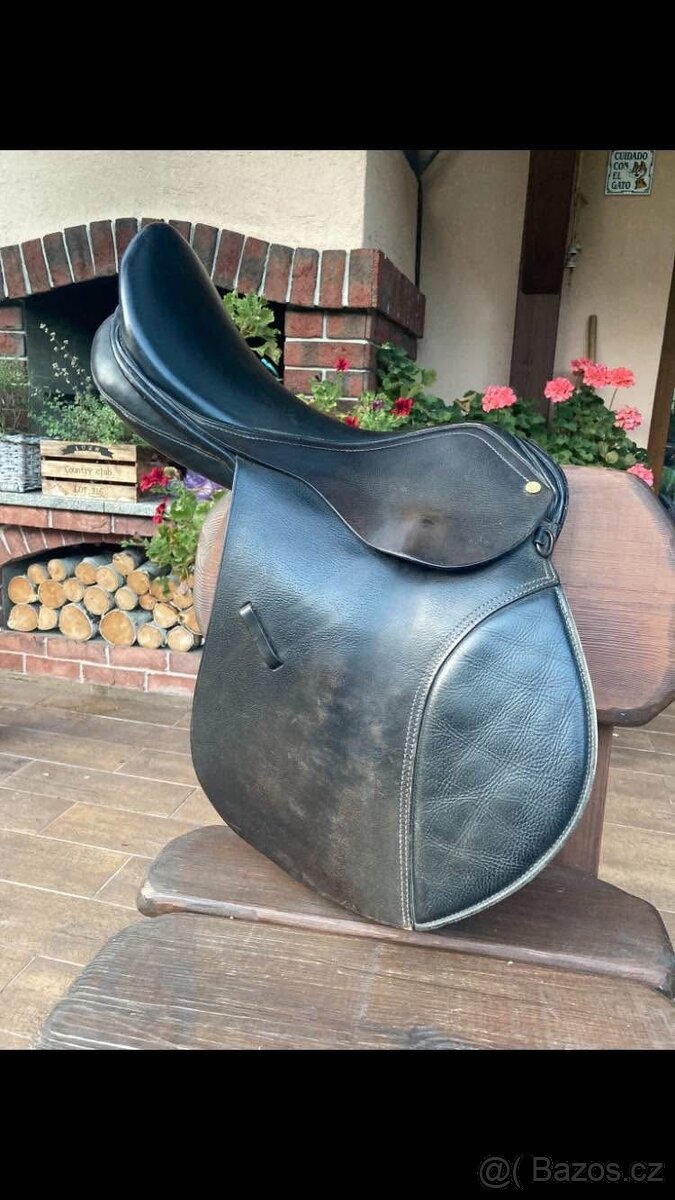 Sedlo low cost vhodne na obsednuti Premier Equine