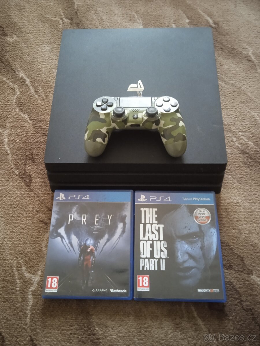 PlayStation 4 Slim