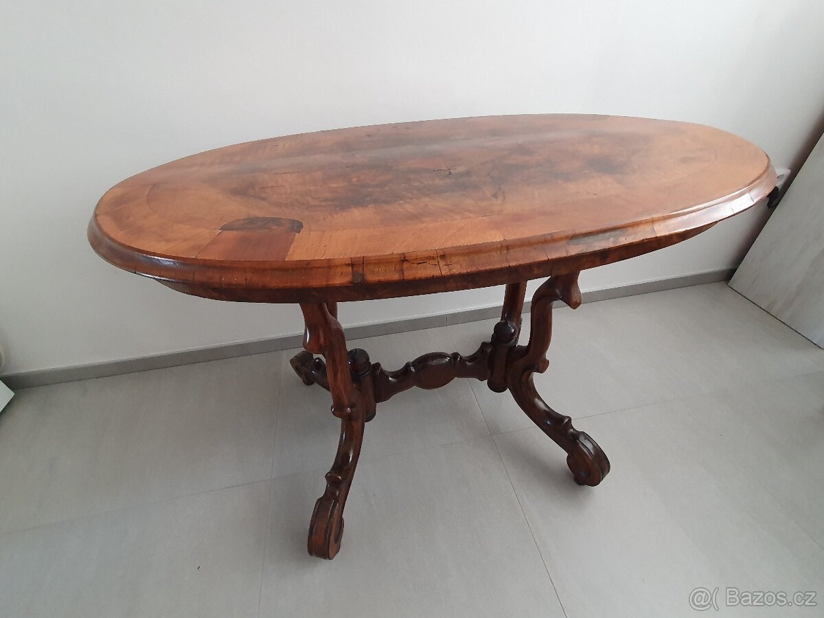 Starožitný konferenční stůl