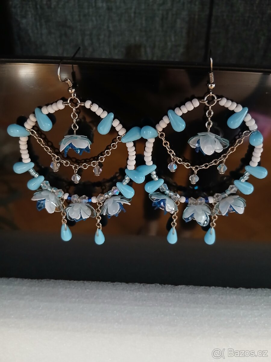 Velké zdobené  kruhy, náušnice bižuterie