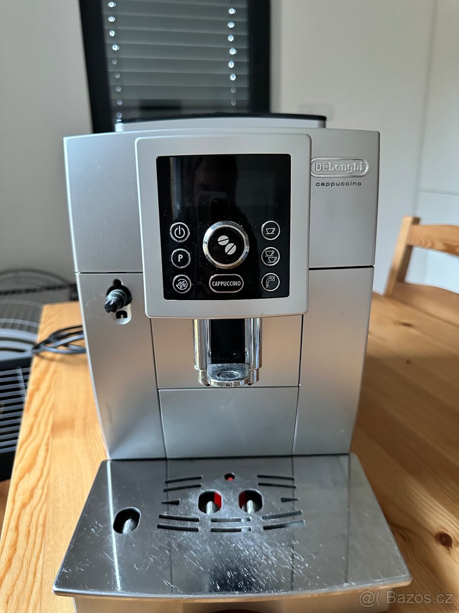 Nabídka k odkupu kávovaru DeLonghi ECAM23.460.SB