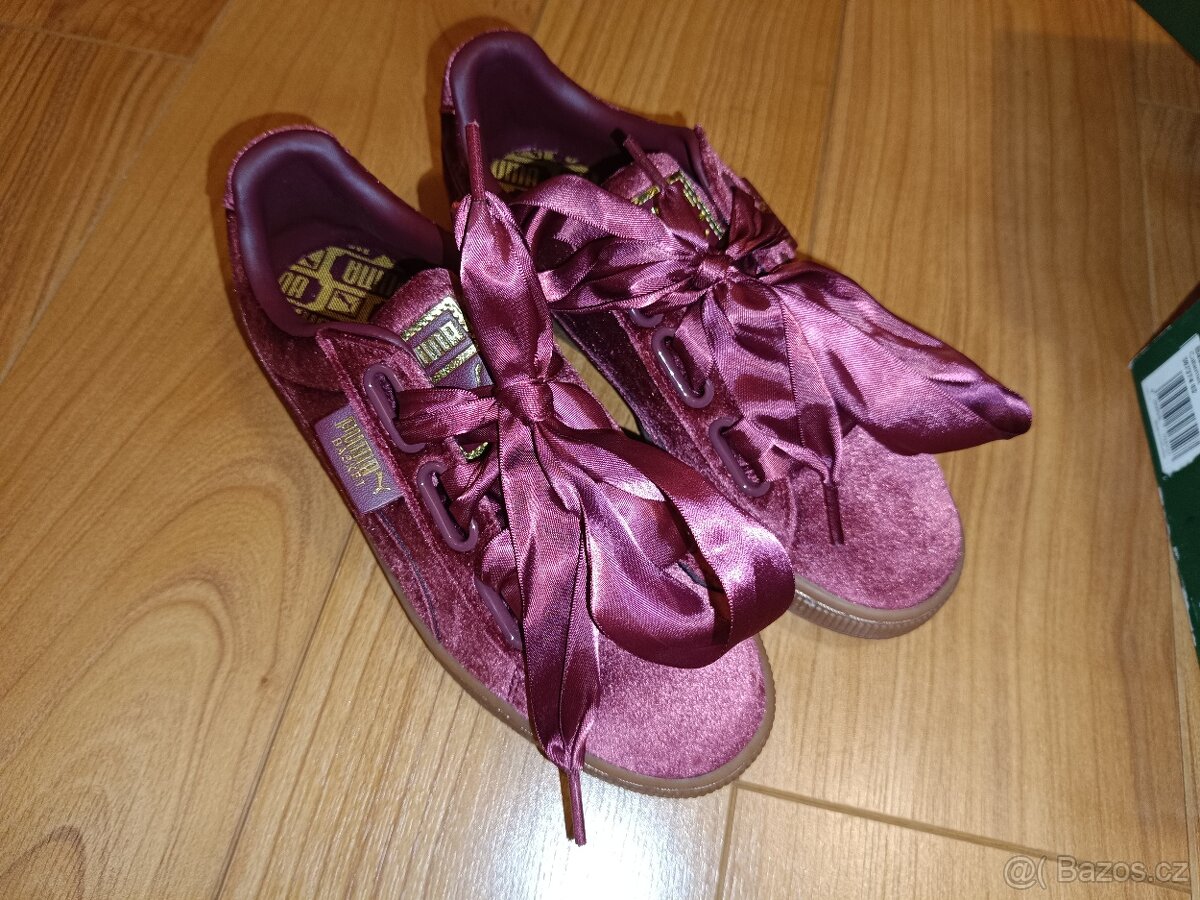 PUMA Basket Heart Velvet dámské tenisky vel.38
