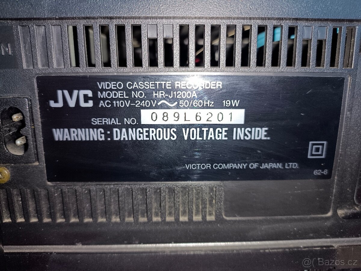 Videorekordér JVC HR-J1200A,2ks