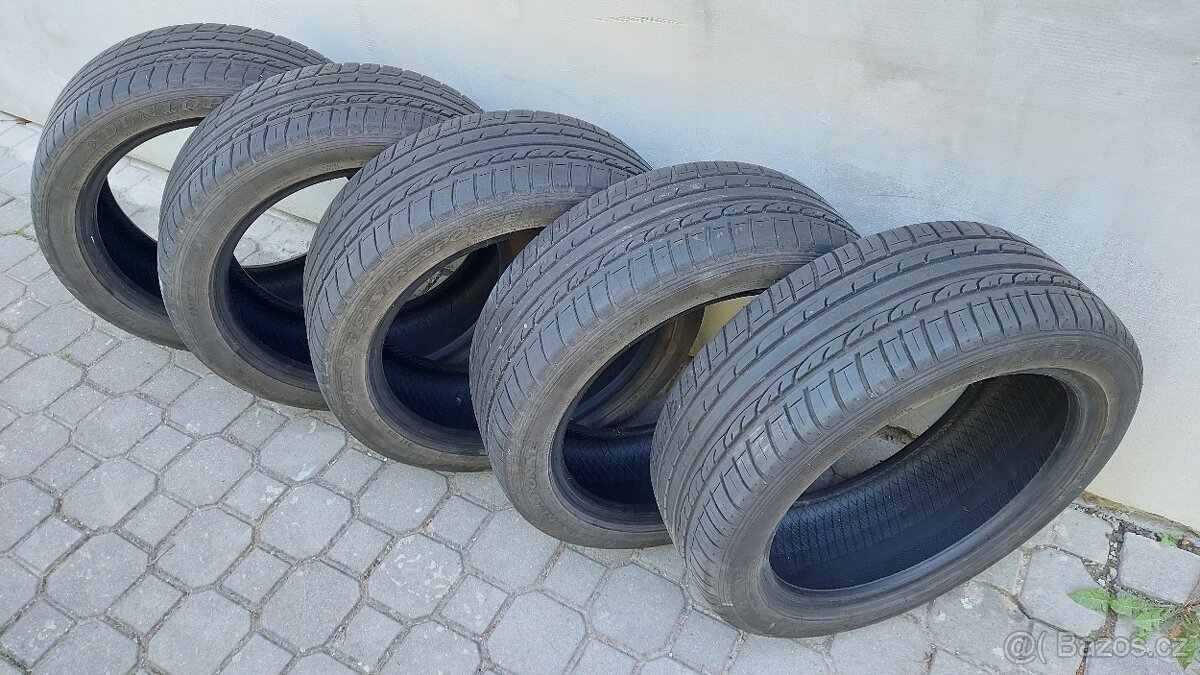 4+1 LETNÍ pneu 17" 225/45-R17