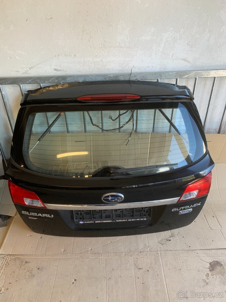 Subaru Outback 2009-2015, zadní 5. dveře