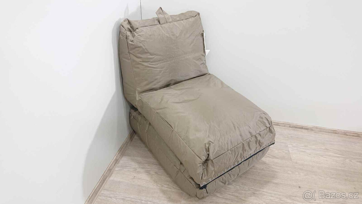 Zelený zahradní sedací vak Siesta Armut