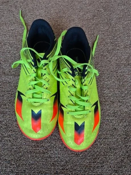 Sálové sportovní boty/kopačky ADIDAS vel. 32