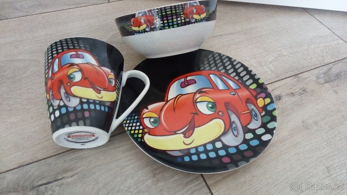 Nový porcelánový jídelní set pro děti