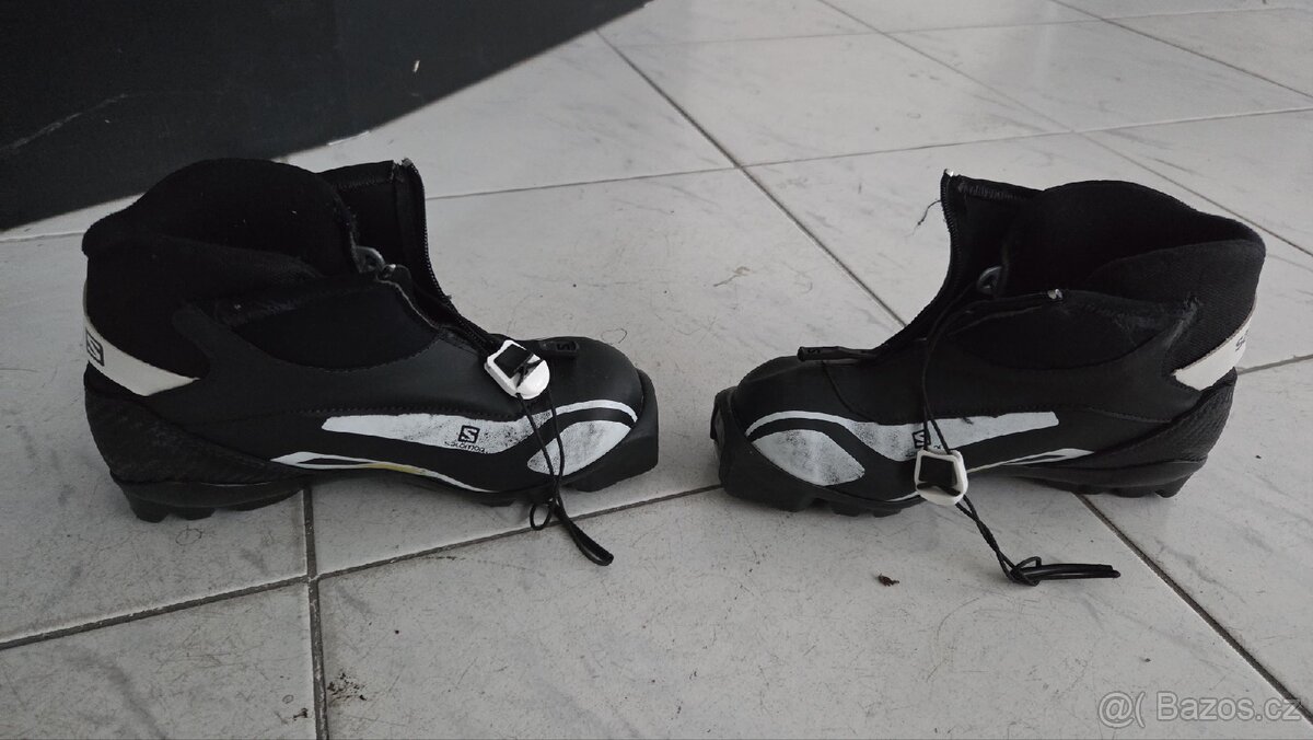 Prodam detske boty na bezky Salomon 33 SNS