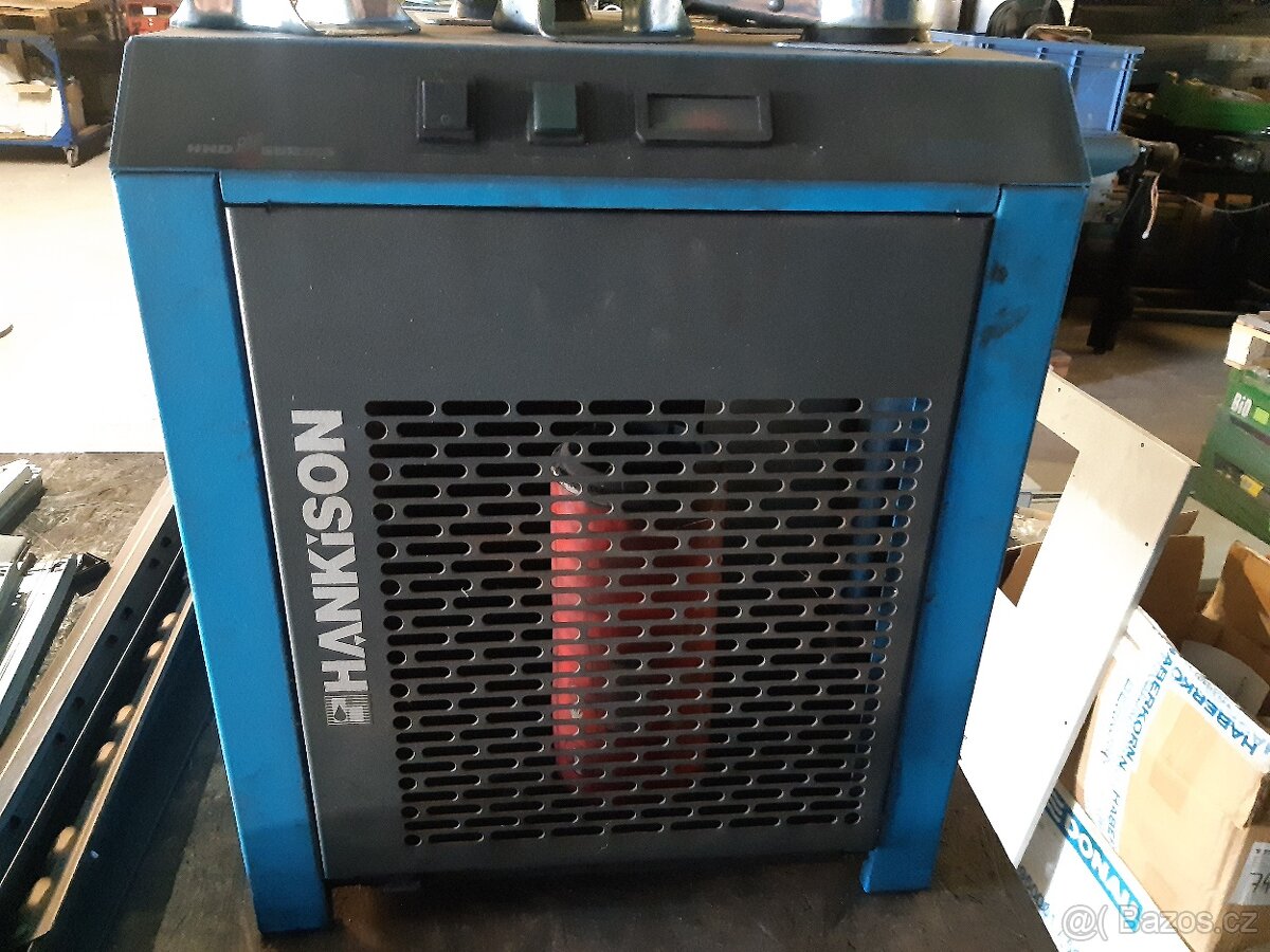 Sušička stlačeného vzduchu ke kompresoru