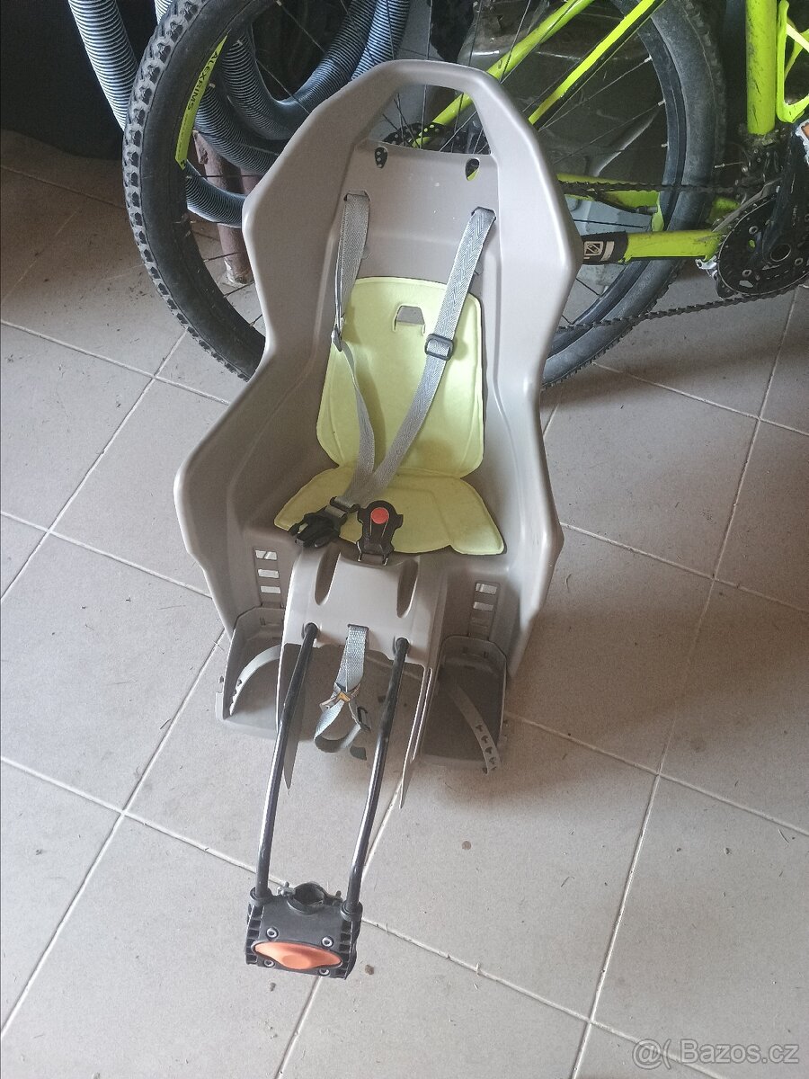 Sedačka na kolo