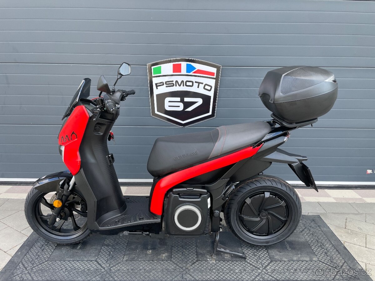 Elekroskútr Seat MÓ 125 rok 2021 řidičák B jako na auto