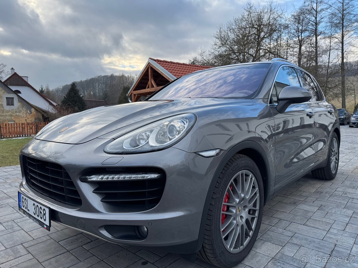 Porsche Cayenne 4.8 Turbo 368 Kw ACC/Burmester