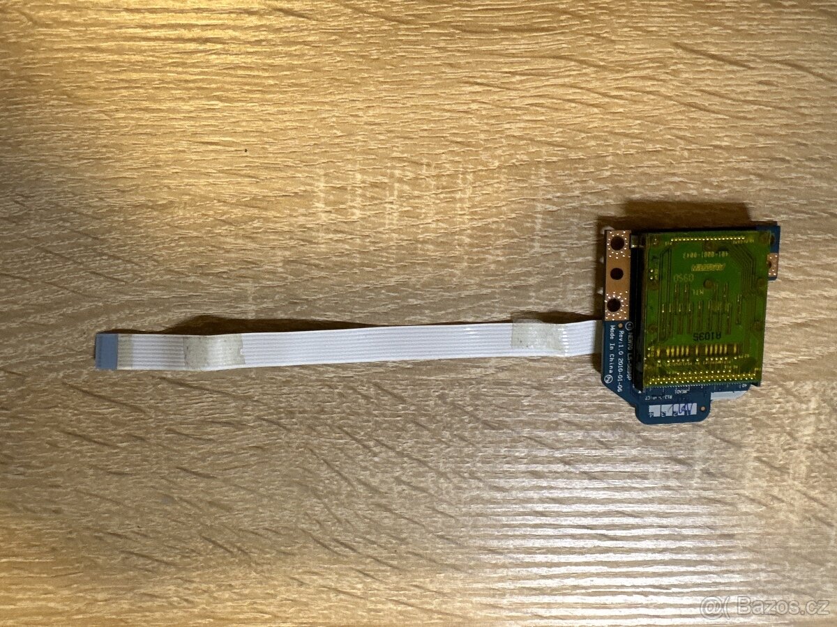 Acer Aspire 5741G-334G50Mn - čtečka