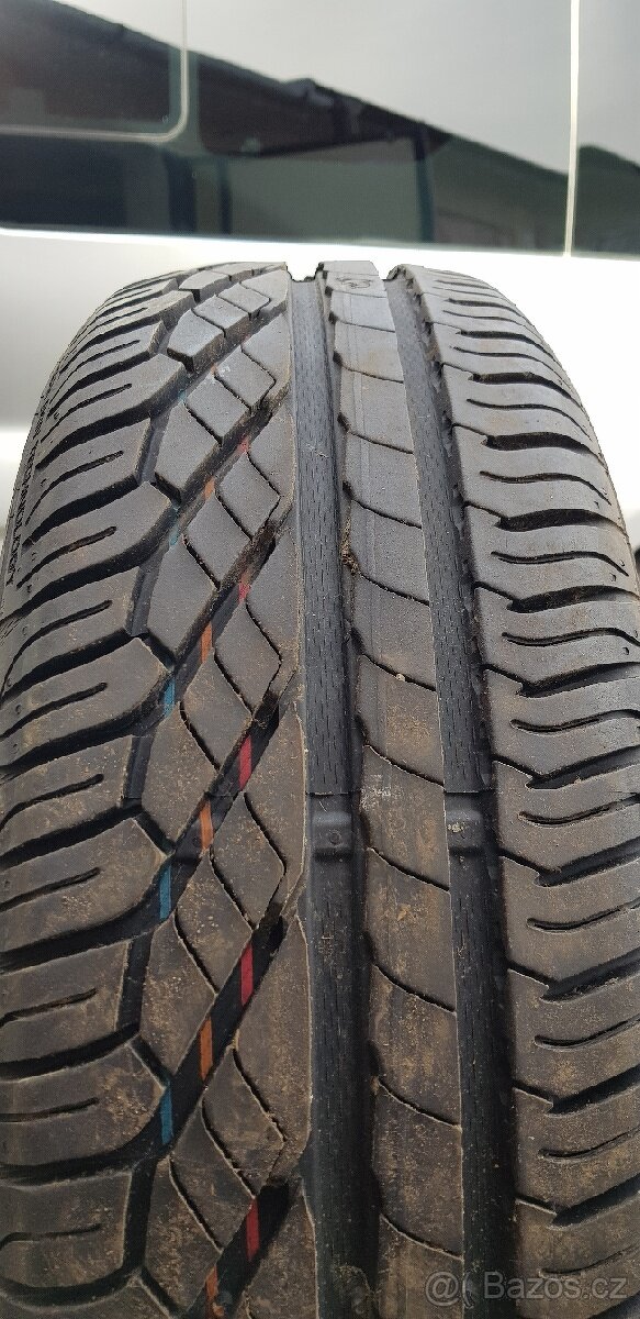 195/60 R15 letní pneu