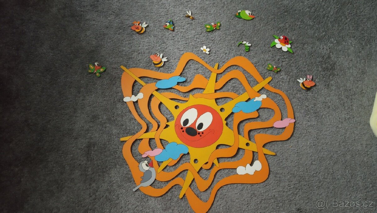 Veliká dekorace na zeď SLUNÍČKO vel.85x75cm