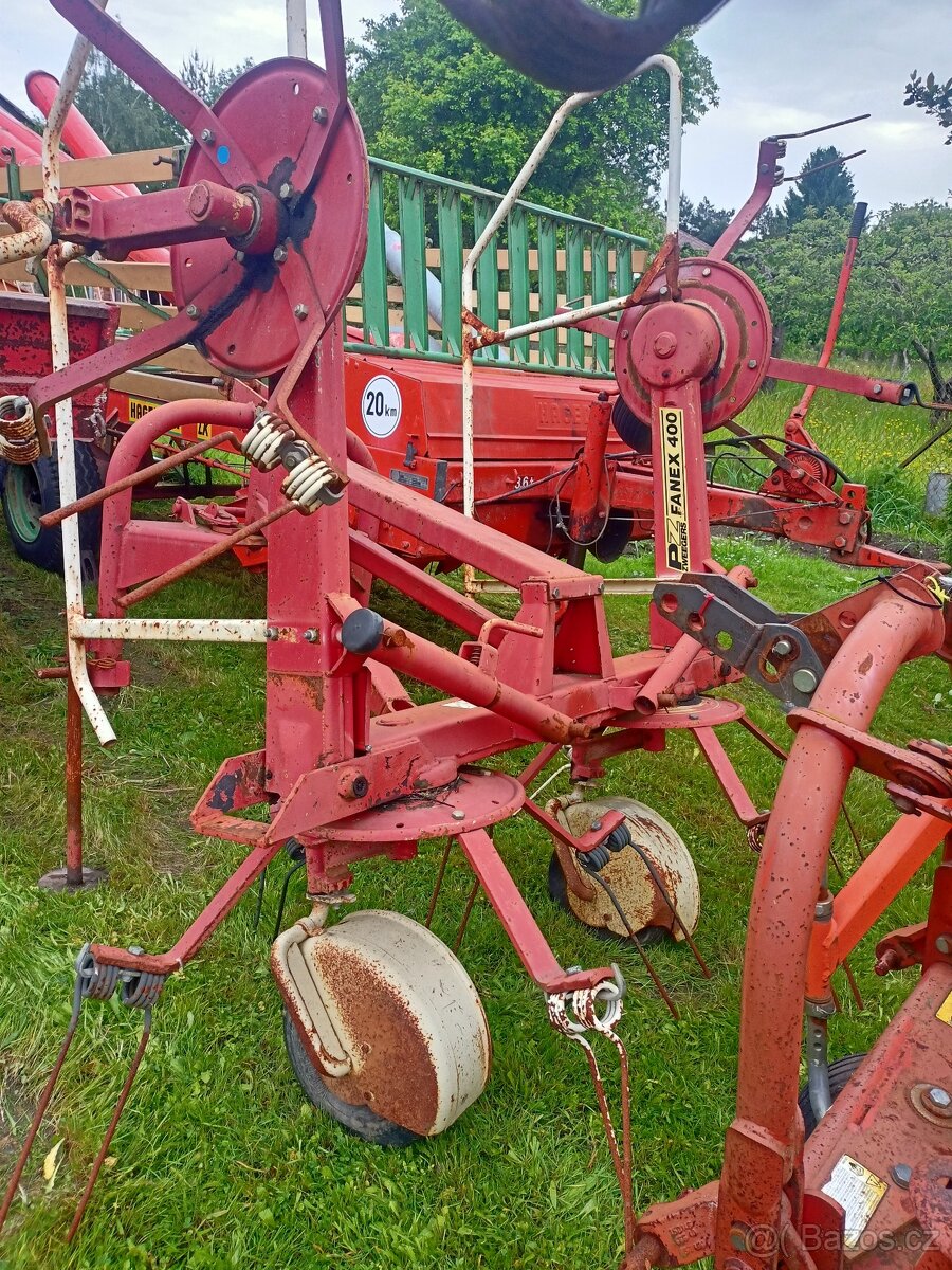 Obraceč sena 4 m PZ