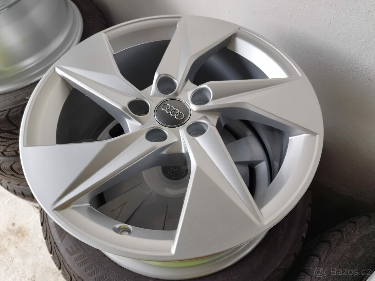 NOVÉ Alu kola Orig Audi A3 Typ 8Y r17