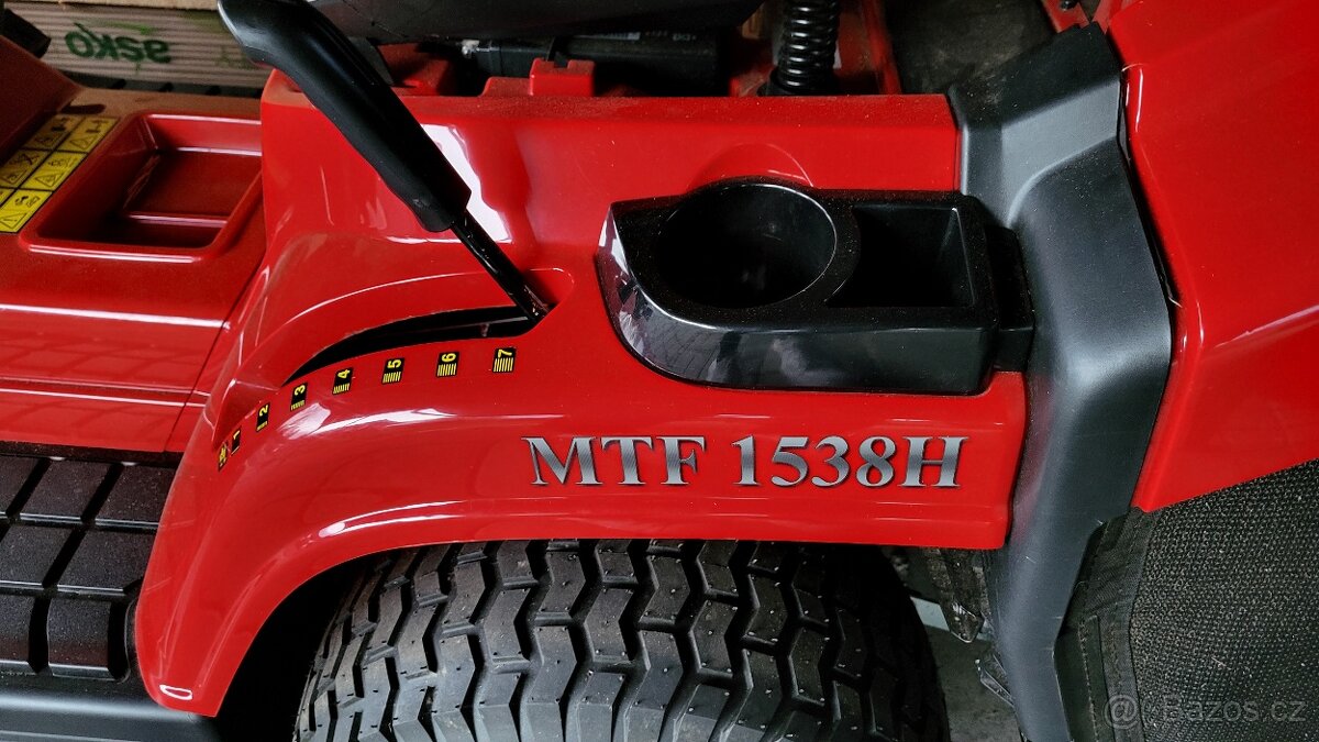 Zahradní traktor MTF 1538 H záruka 09/25