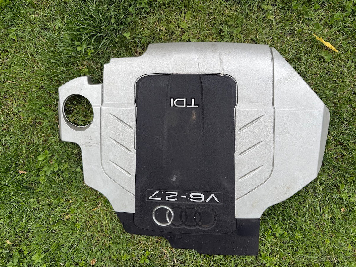 Kryt motoru horní AUDI 2.7TDi