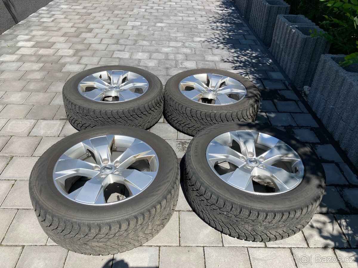 Zimní komplety originál Volvo 18 palců