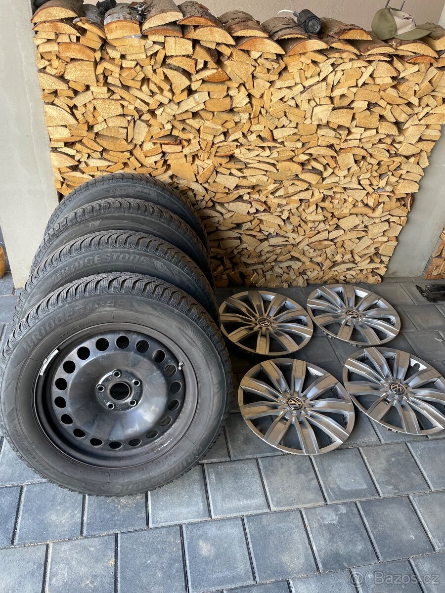 Kola Tiguan ,original, zimní