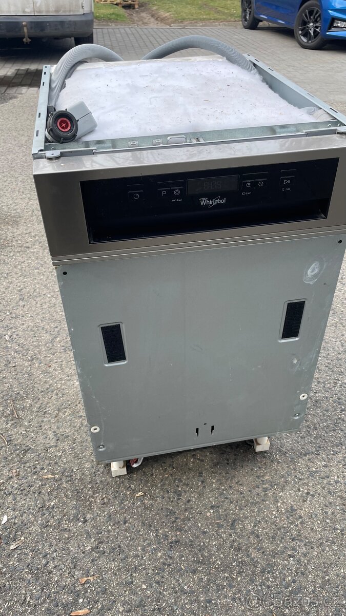 Myčka Whirlpool ADG321IX - šíířka 45cm