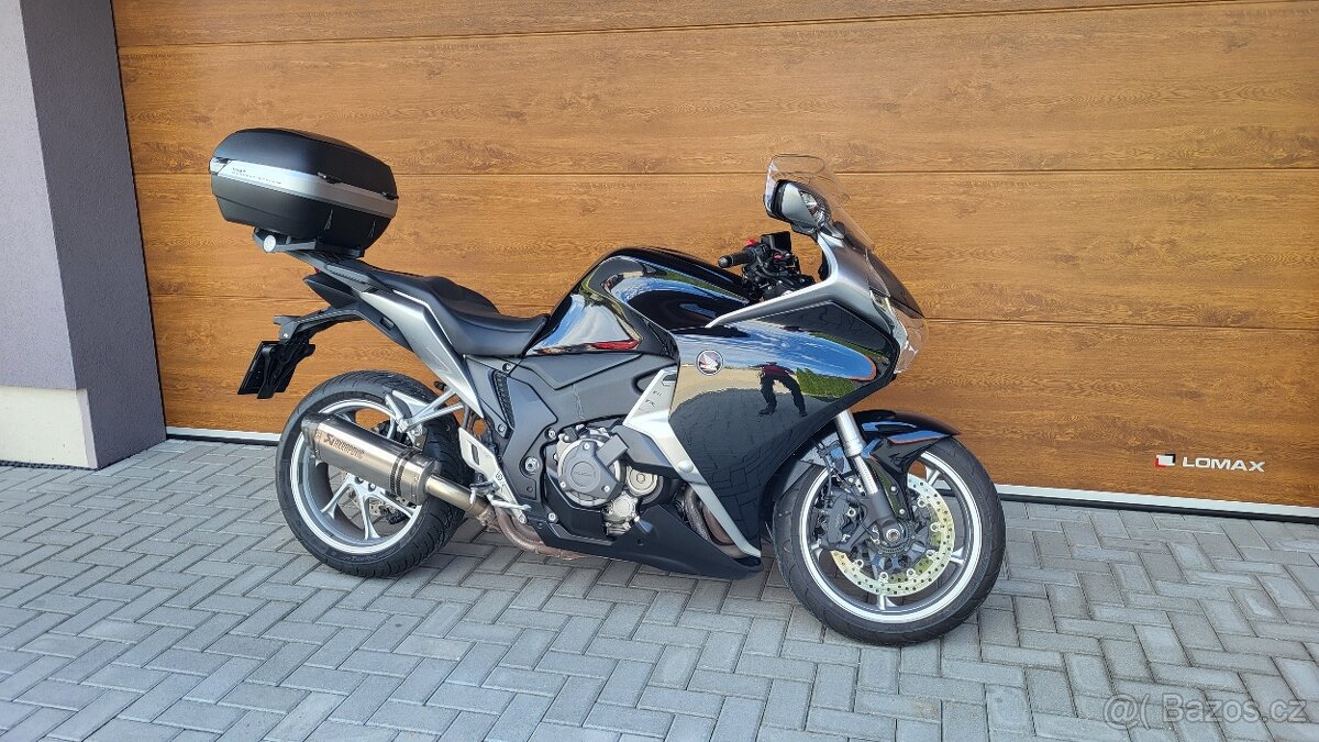VFR 1200 DCT