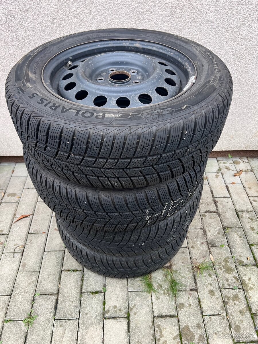 Zimní pneu s disky 205/60/16 Barum Polaris 5