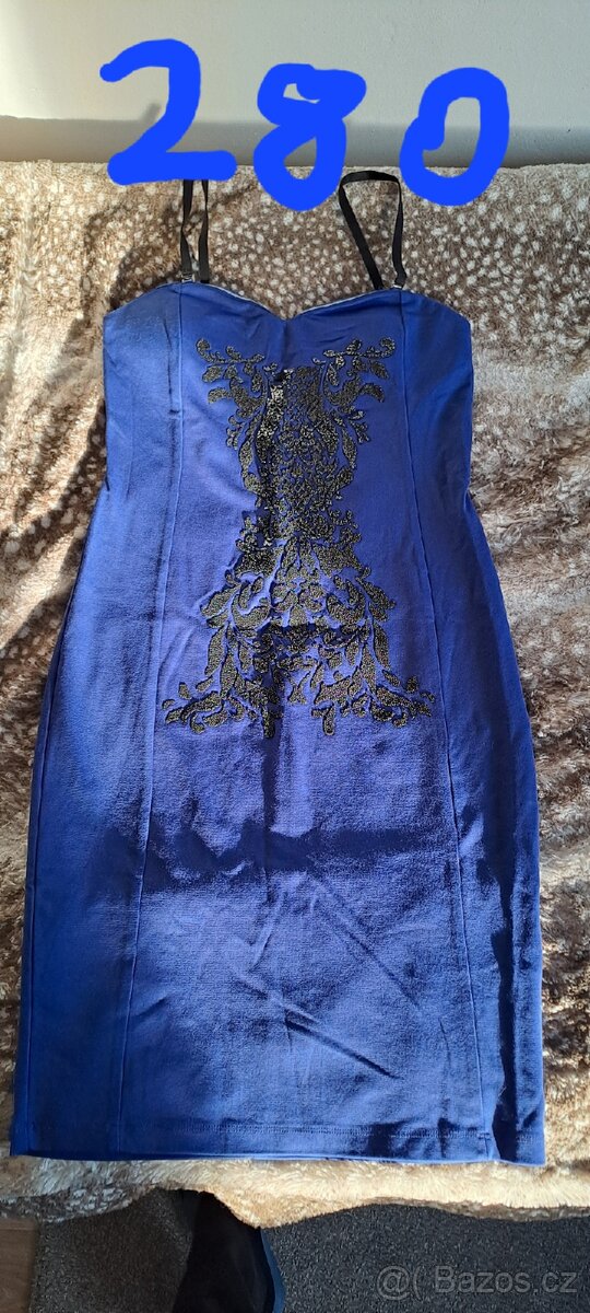 Modré šaty