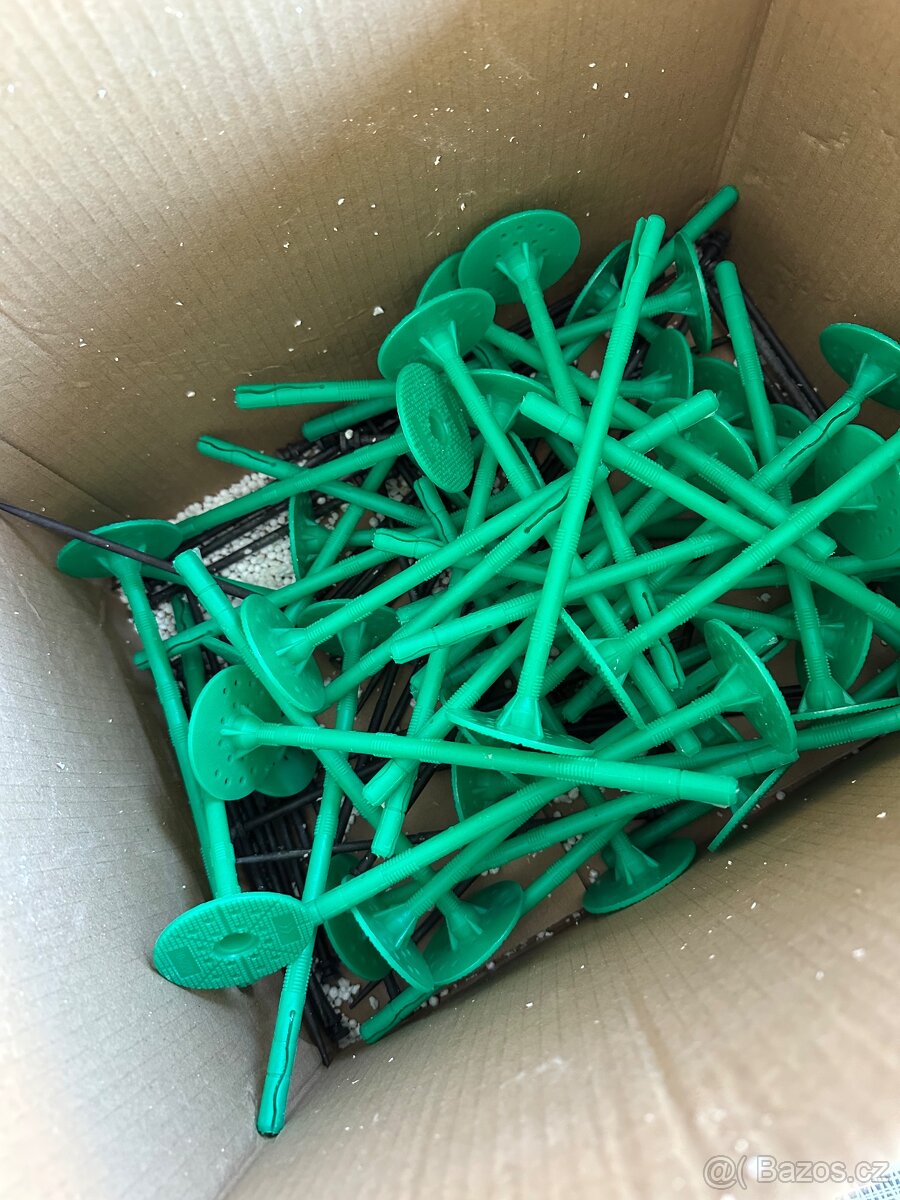 Talířová hmoždinka s plastovým trnem PN 10/220