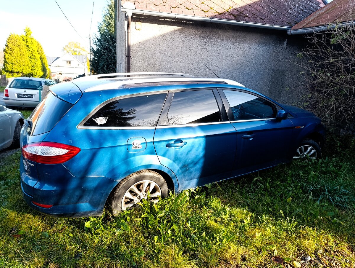 Ford Mondeo kombi 1,8tdci motor Qyba