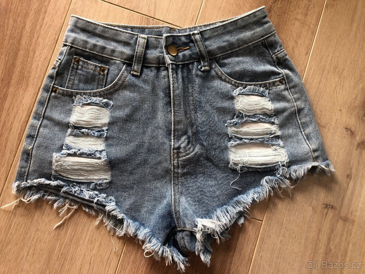 Kraťasy, velikost XS