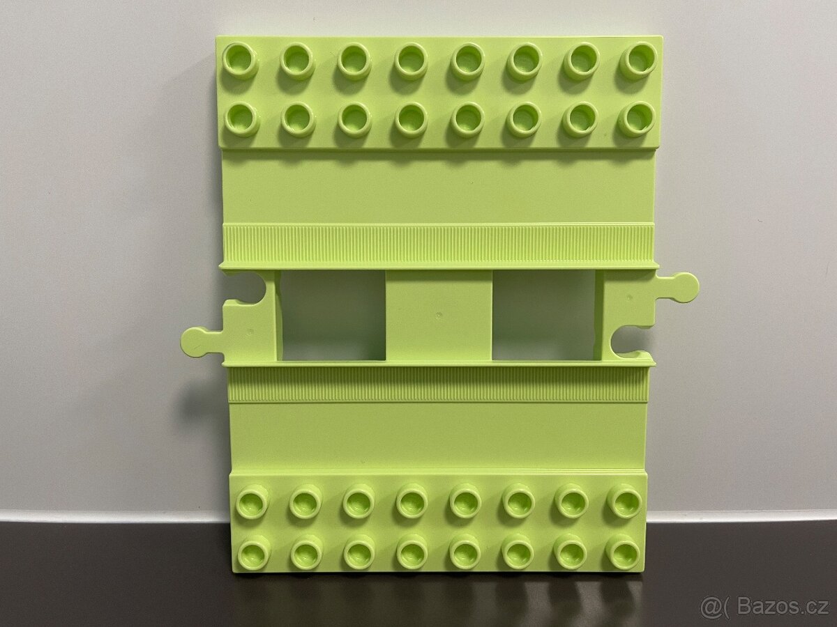 Lego Duplo nástupiště