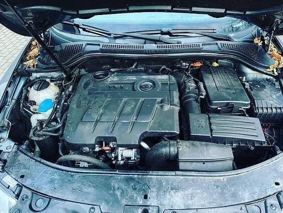 PRODÁM MOTOR ZE ŠKODA SUPERB 2.0TDI 125KW , kod motoru CBBB.