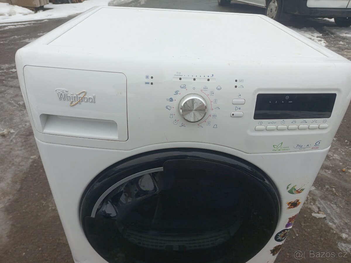 Sušička prádla Whirlpool