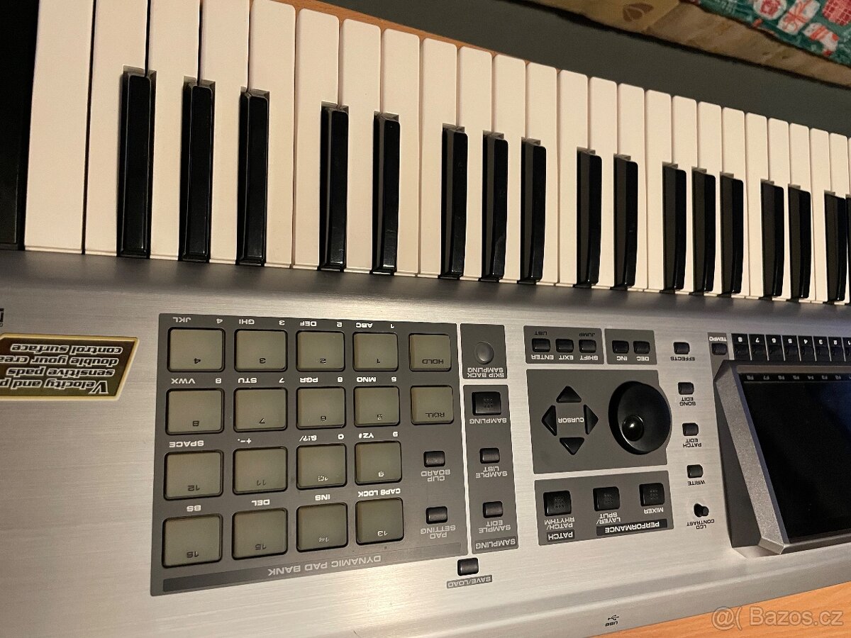 Roland fantom x 6