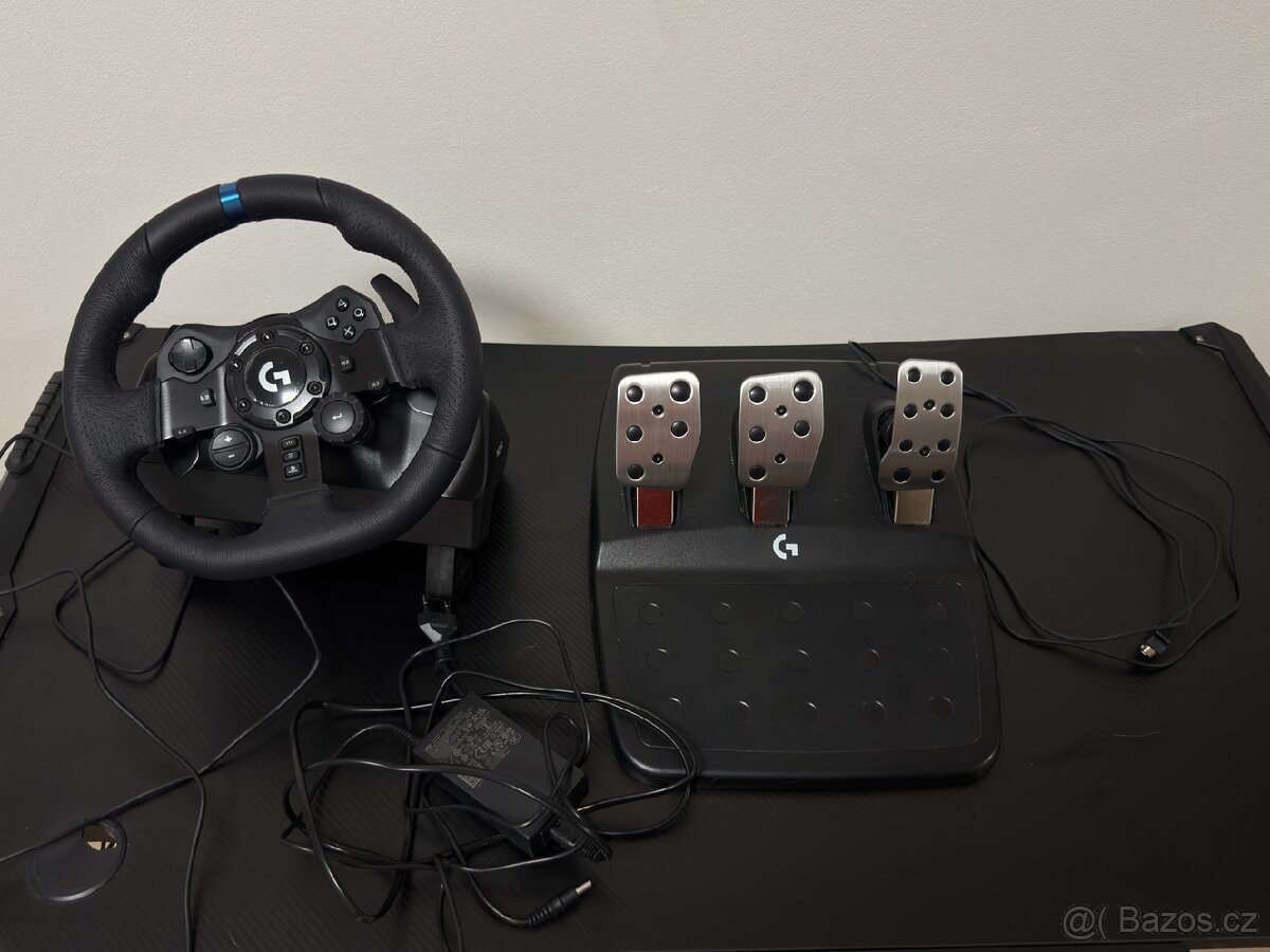 LOGITECH G923+PEDÁLY