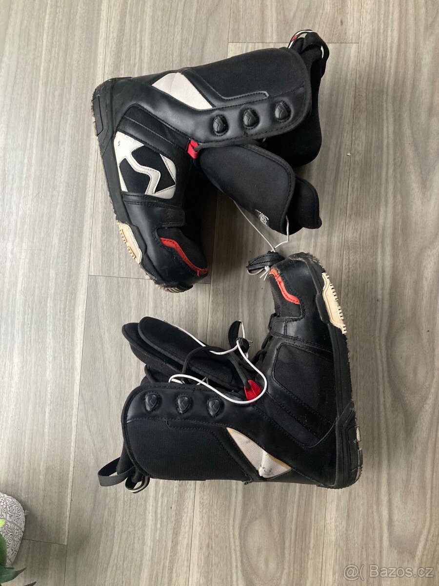 Snowboardové boty