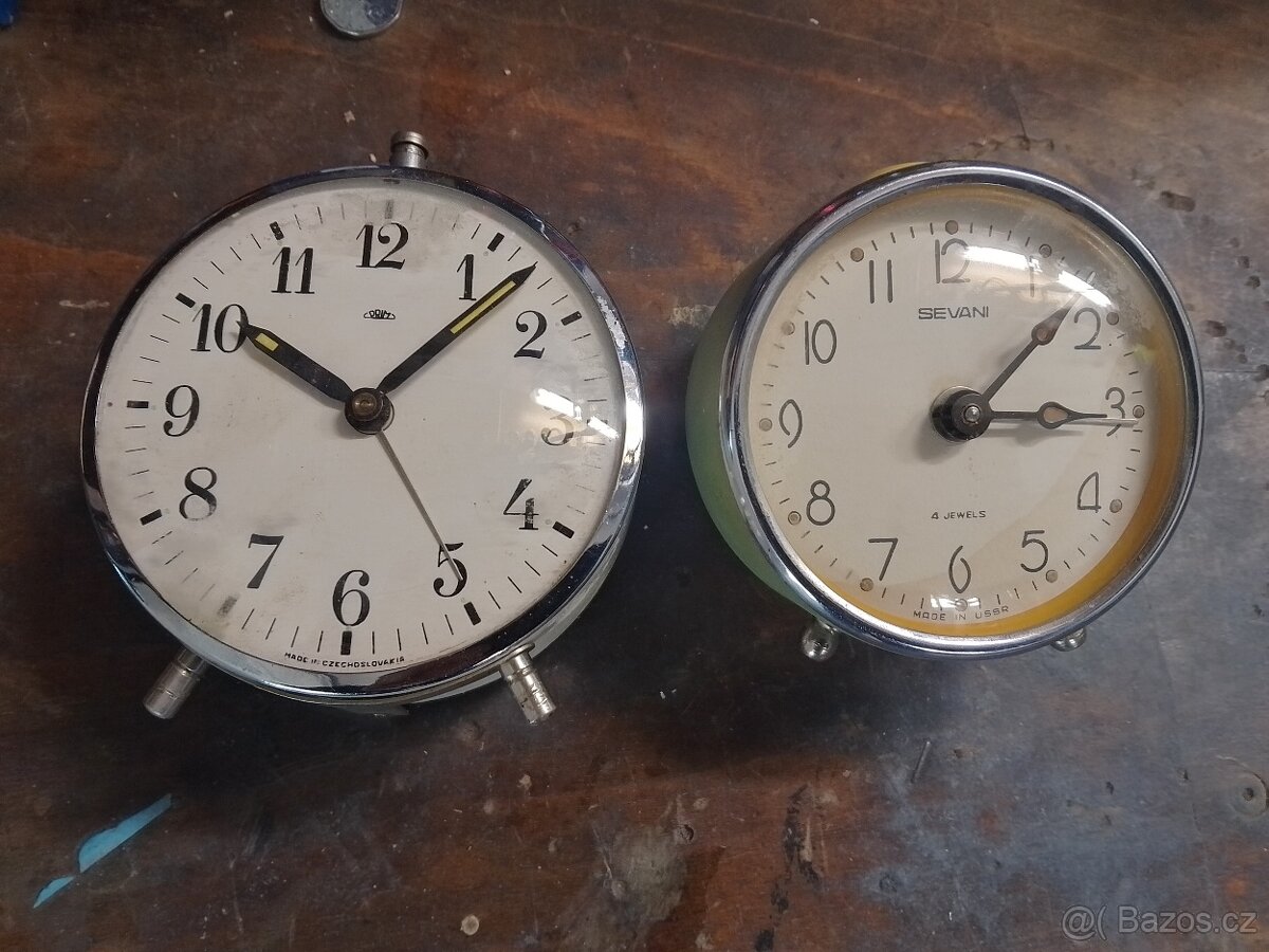 Prodej starých budiku