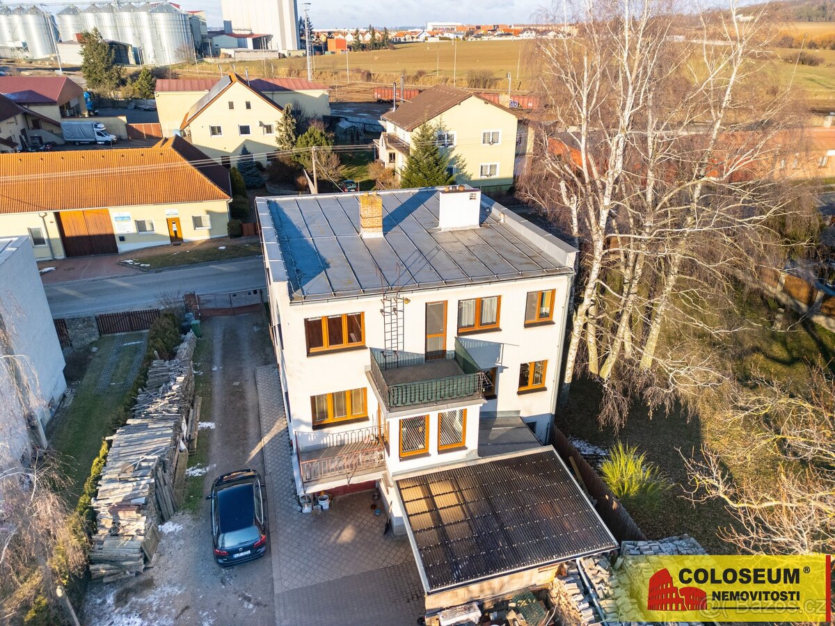 Moravské Budějovice - prodej bytu 4+1 v RD, garáž, sklep - b